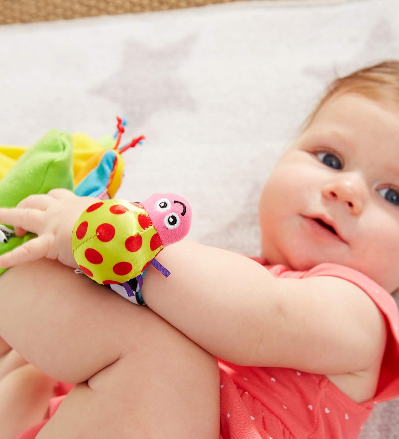 LAMAZE Gardenbug Wrist Baby Rattle Toy Baby Gift Set - Sleek Choice