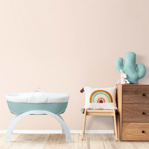 Shnuggle Dreami Moses Basket and Stand Eucalyptus - Sleek Choice